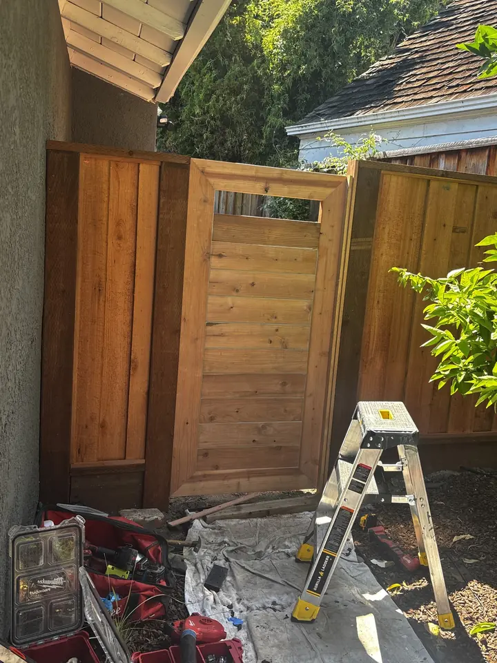 Side Gate project in Redwood City